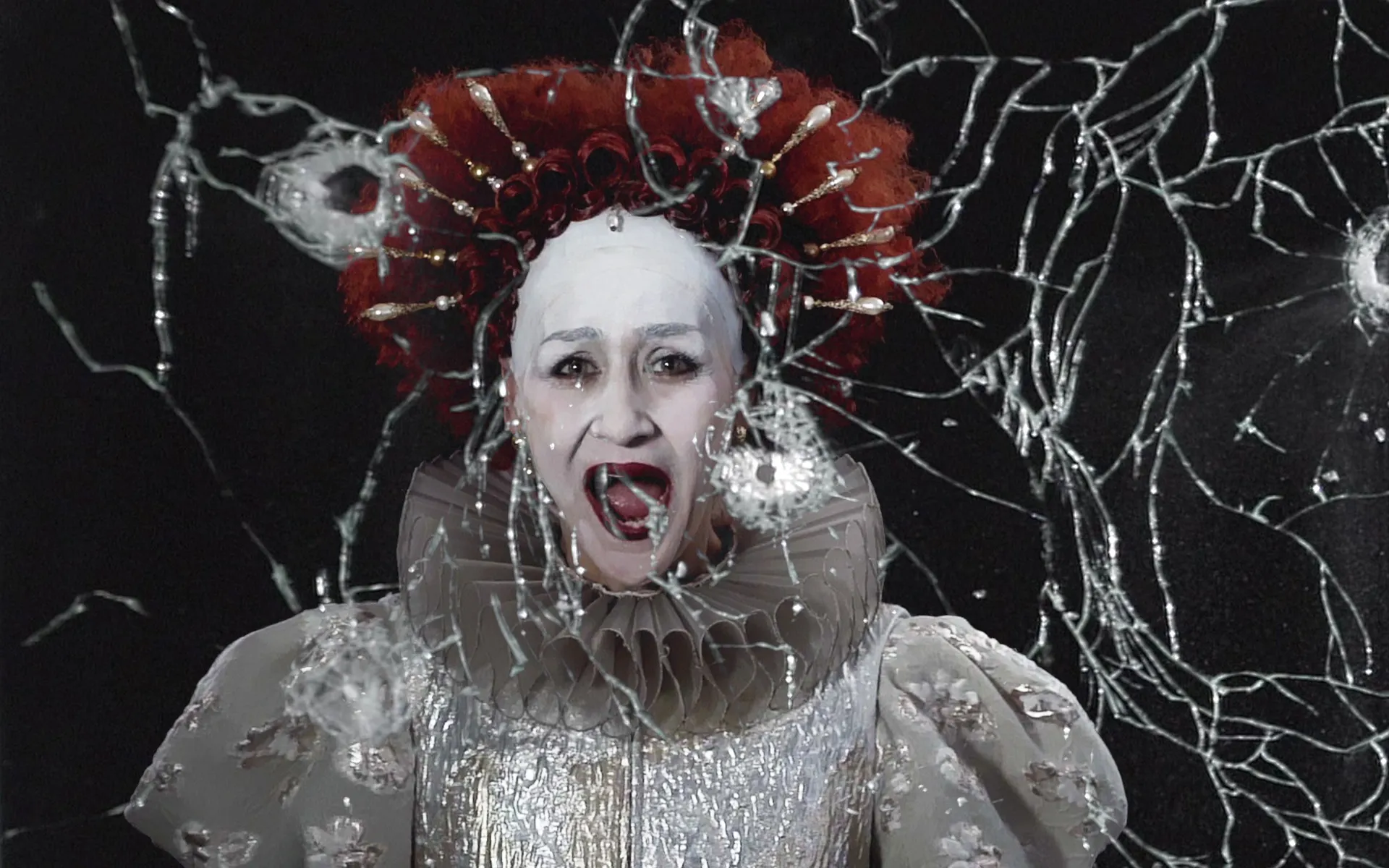 BASTARDA Theatre de La Monnaie, Bruxelles, Costume Design by Petra Reinhardt ©SARAH-DERENDINGER