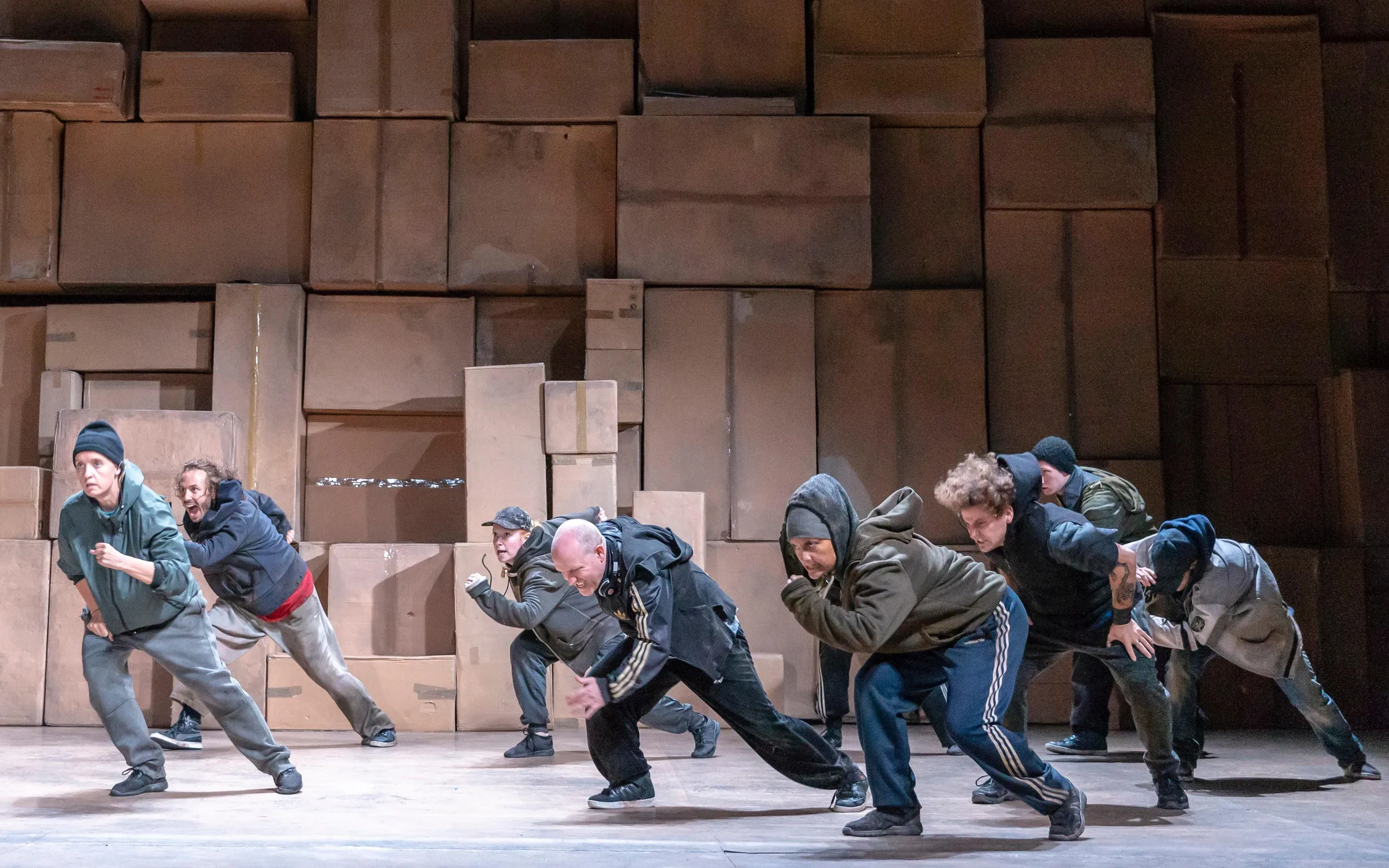 THE BEGGARS OPERA Theatre des Bouffes du Nord, Paris, Costume Design by Petra Reinhardt ©Patrick-Berger