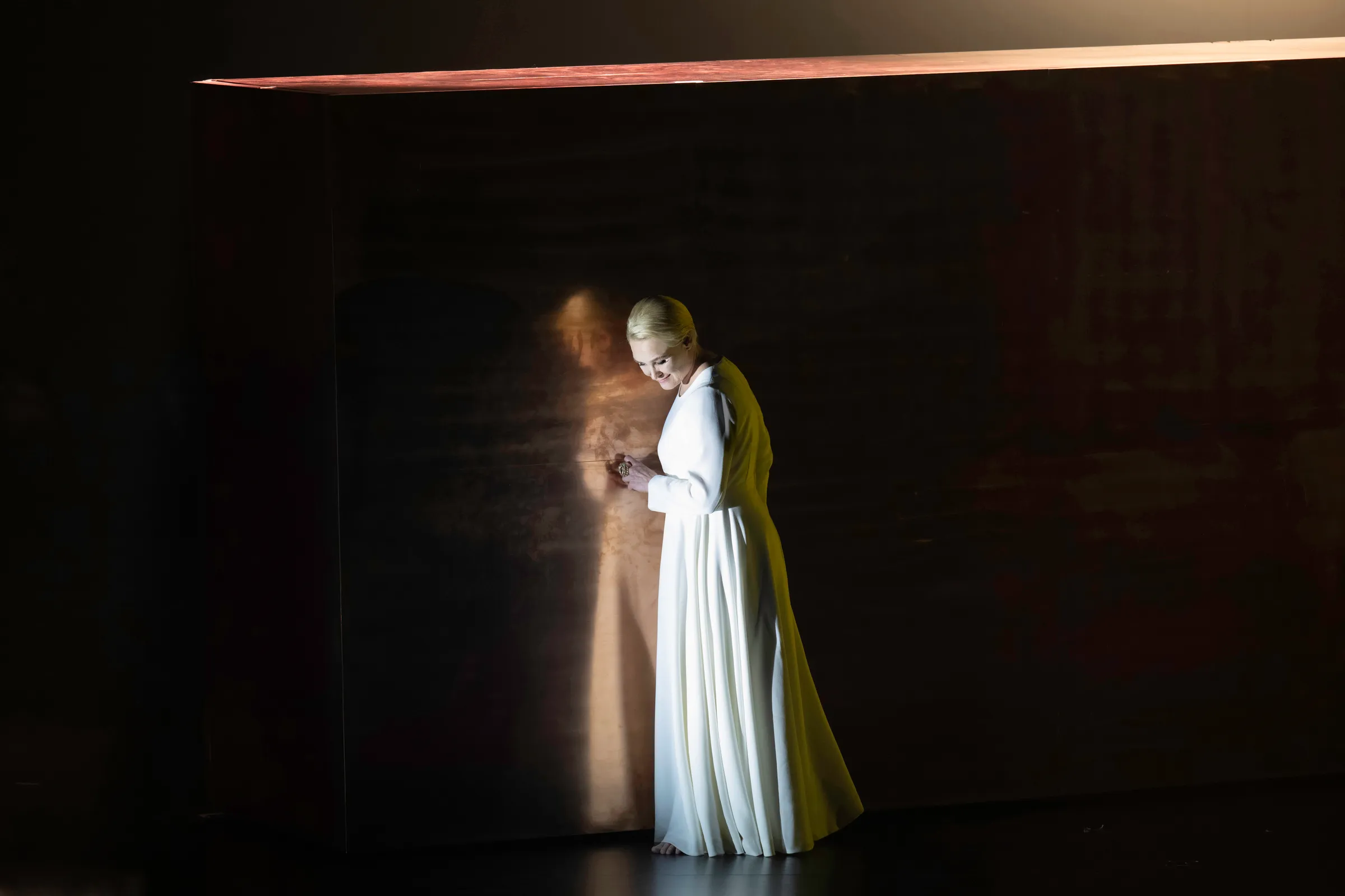 GOTTERDAMMERUNG Theatre de La Monnaie, Bruxelles, Costume Design by Petra Reinhardt ©Monika-Rittershaus