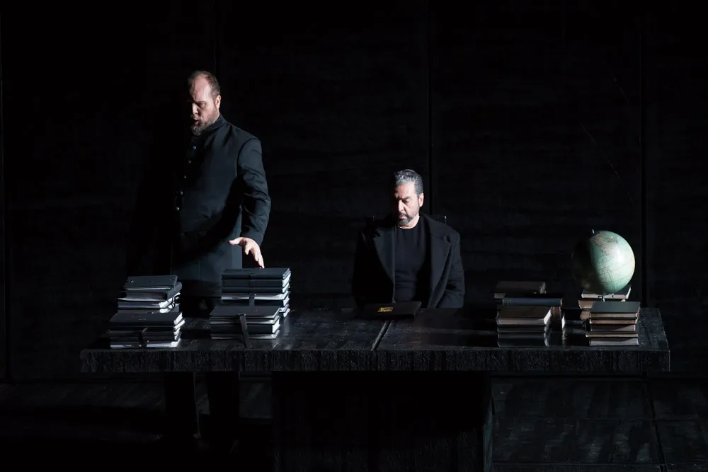 DON CARLO Opera National du Rhin, Strassbourg  Teatro La Fenice, Venezia, Costume Design by Petra Reinhardt