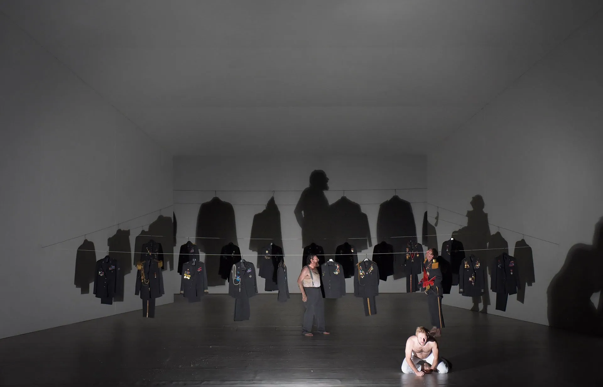 THE TEMPEST La Comedie Francaise, Paris, Costume Design by Petra Reinhardt ©Vincent-Pontet