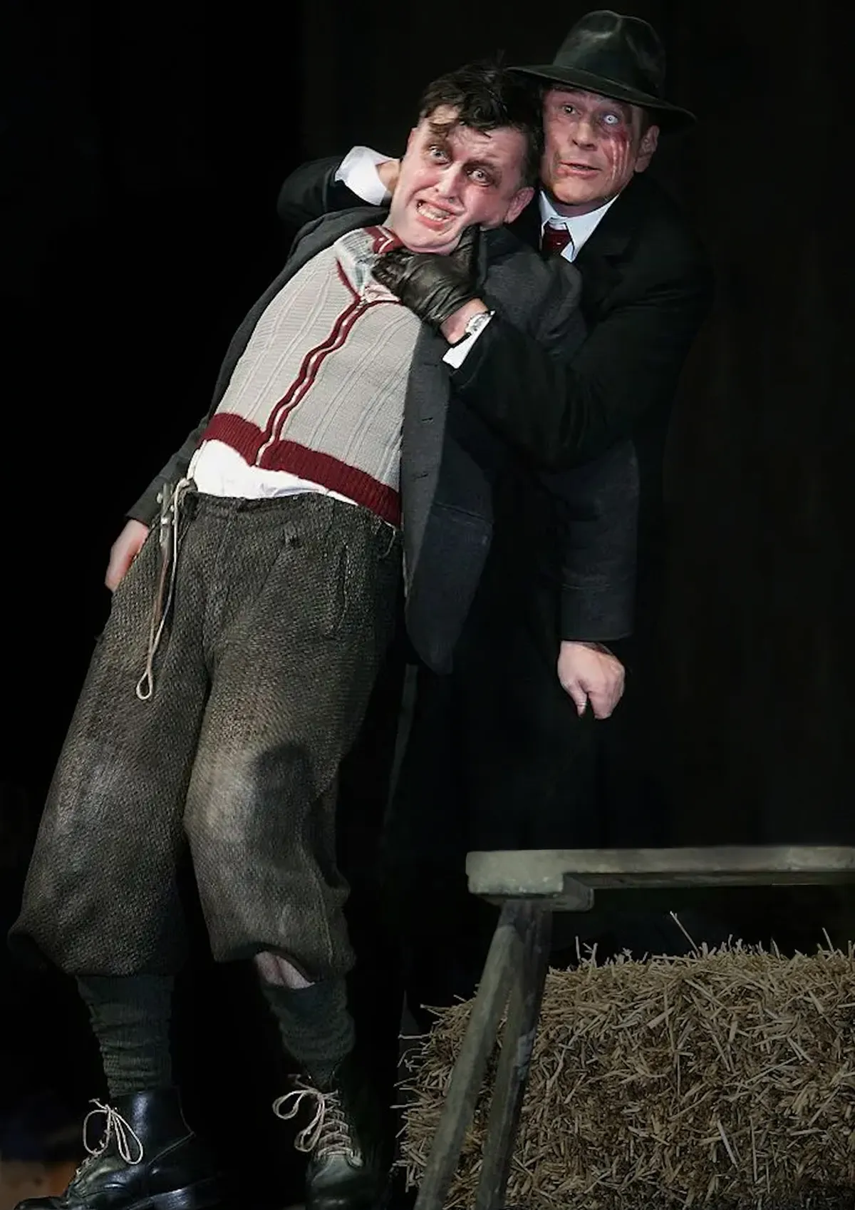 DIE DREIGROSCHENOPER Admiralspalast Berlin, Costume Design by Petra Reinhardt