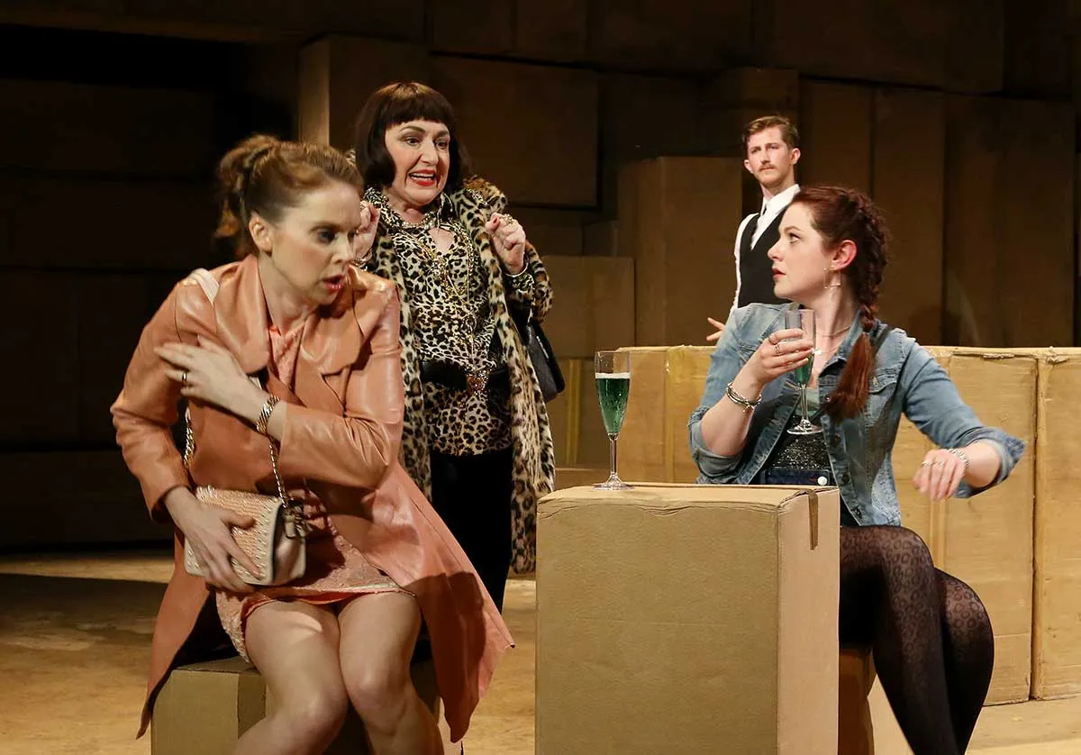 THE BEGGARS OPERA Theatre des Bouffes du Nord, Paris, Costume Design by Petra Reinhardt ©Patrick-Berger