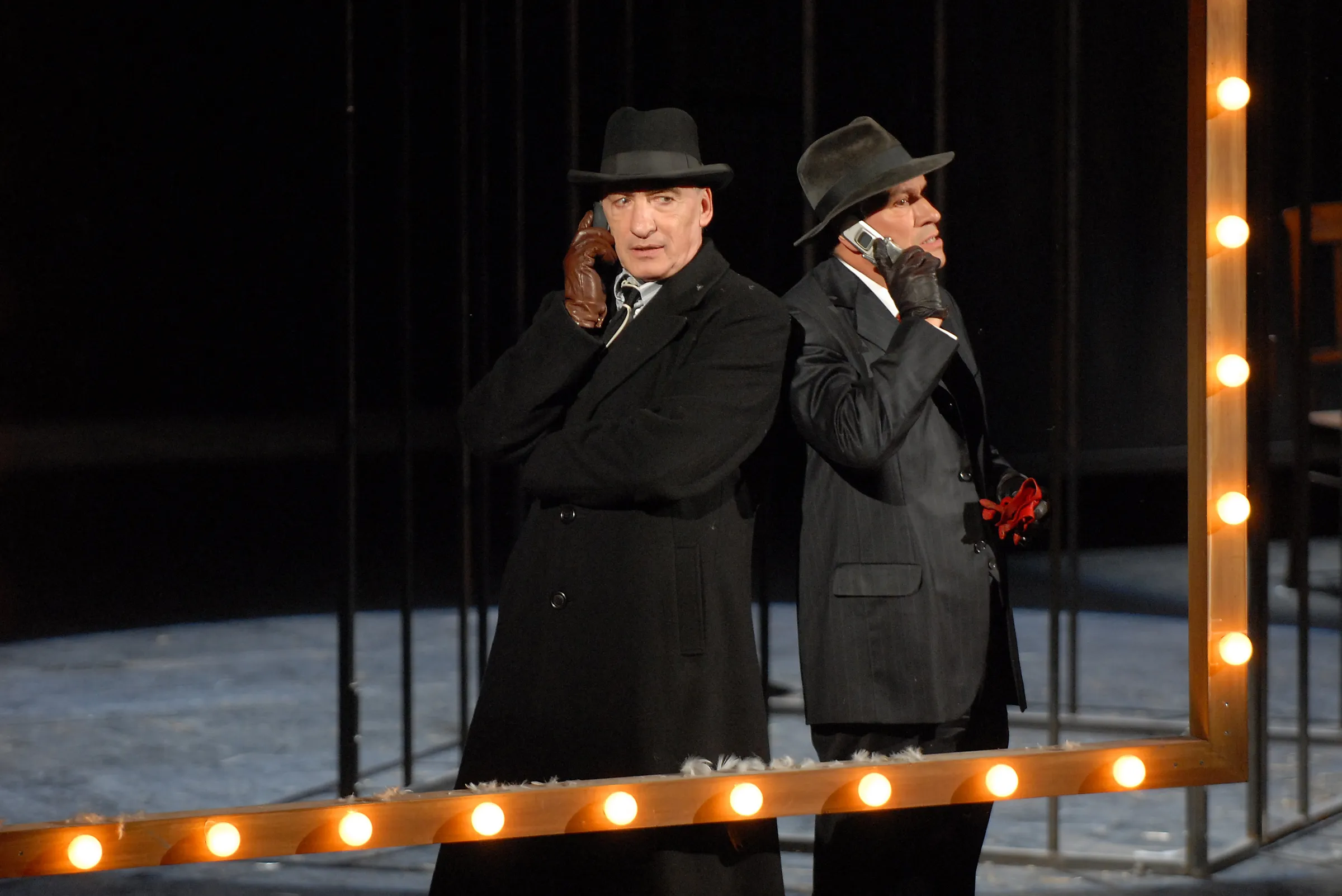 DIE DREIGROSCHENOPER Admiralspalast Berlin, Costume Design by Petra Reinhardt