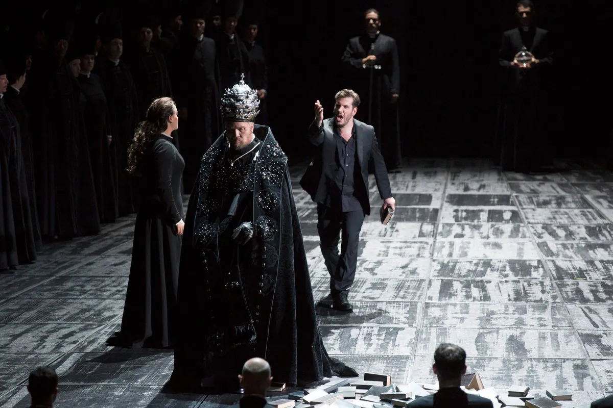 DON CARLO Opera National du Rhin, Strassbourg  Teatro La Fenice, Venezia, Costume Design by Petra Reinhardt