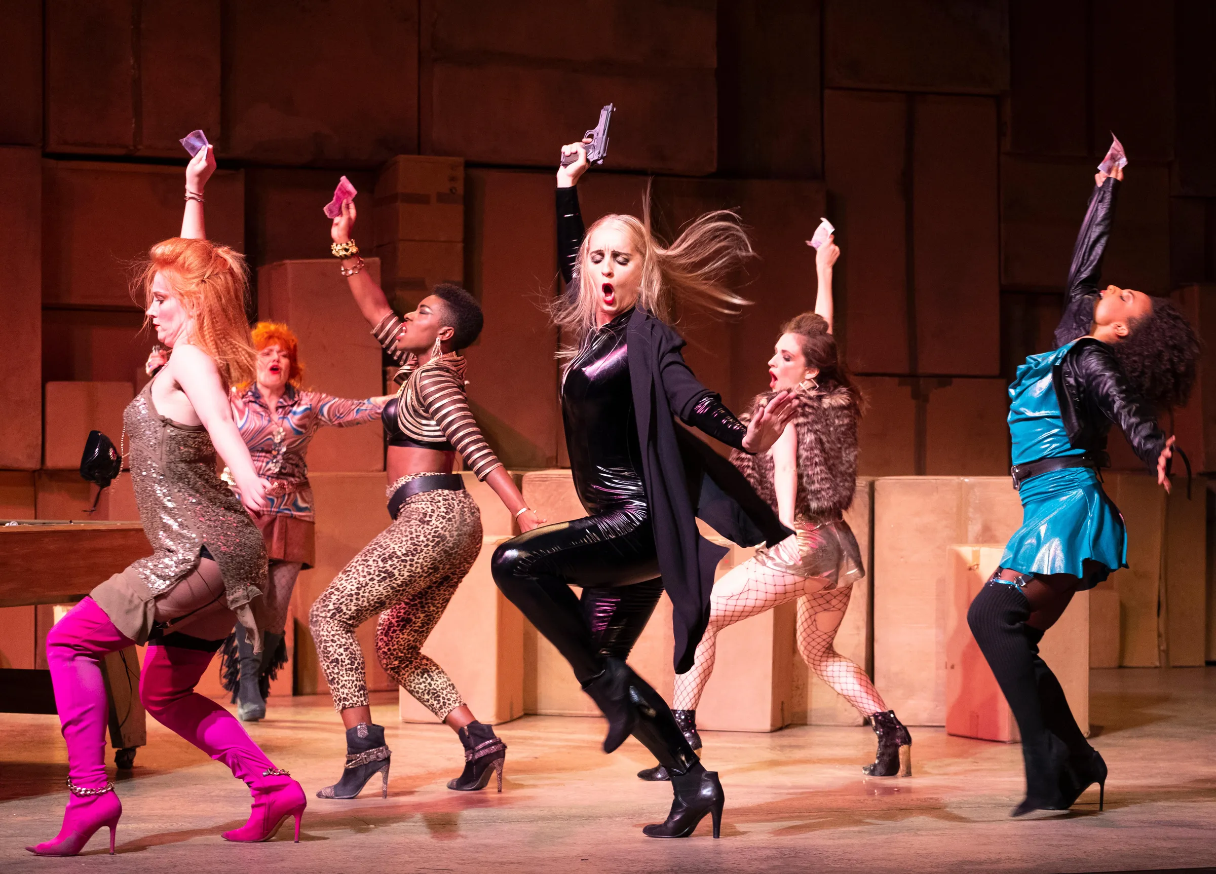 THE BEGGARS OPERA Theatre des Bouffes du Nord, Paris, Costume Design by Petra Reinhardt