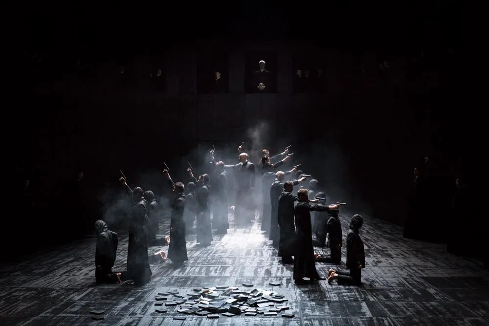 DON CARLO Opera National du Rhin, Strassbourg  Teatro La Fenice, Venezia, Costume Design by Petra Reinhardt