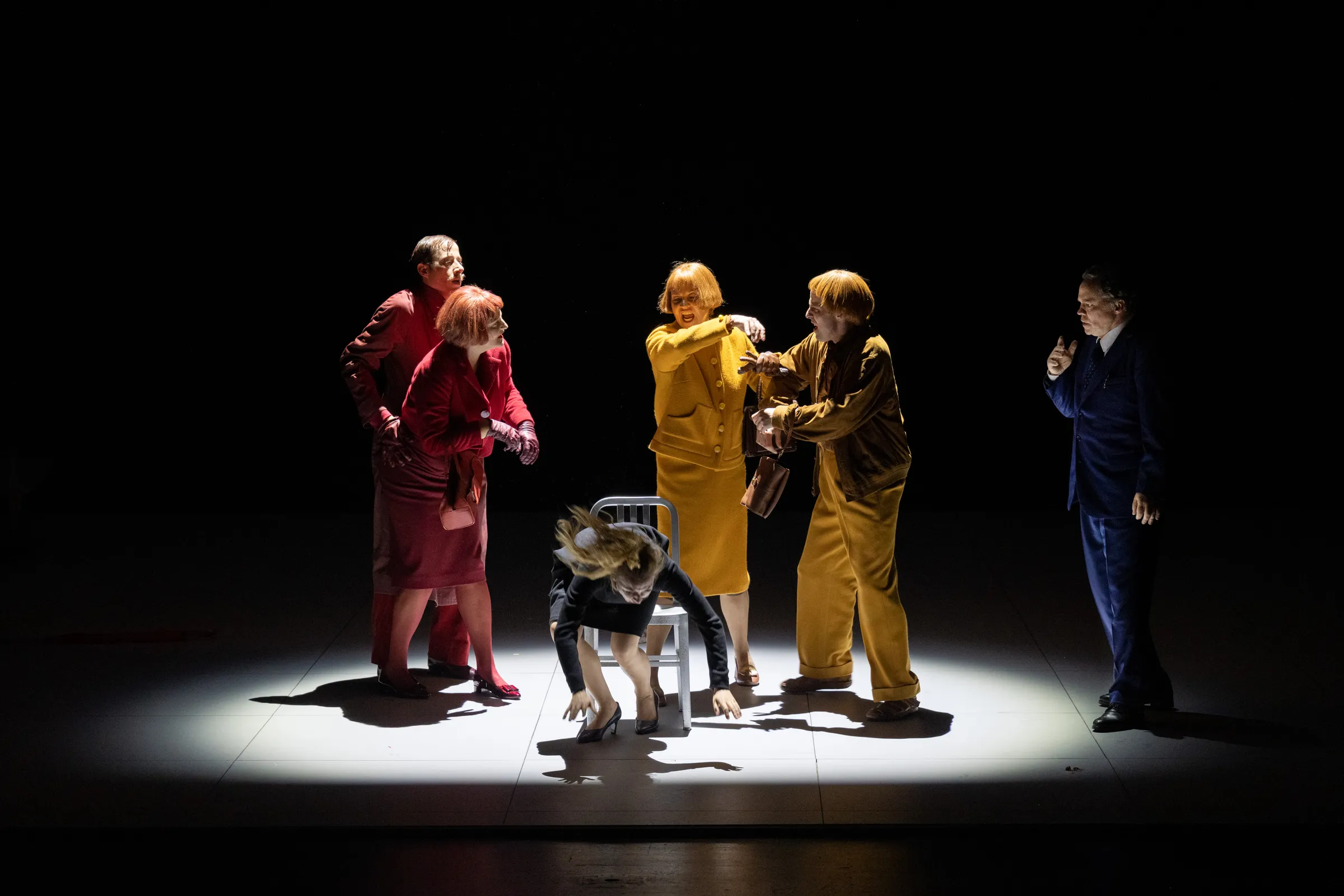 BLUTHAUS Bayerische Staatsoper, Bayerisches Staatsschauspiel Munchen, Costume Design by Petra Reinhardt ©Monika-Rittershaus