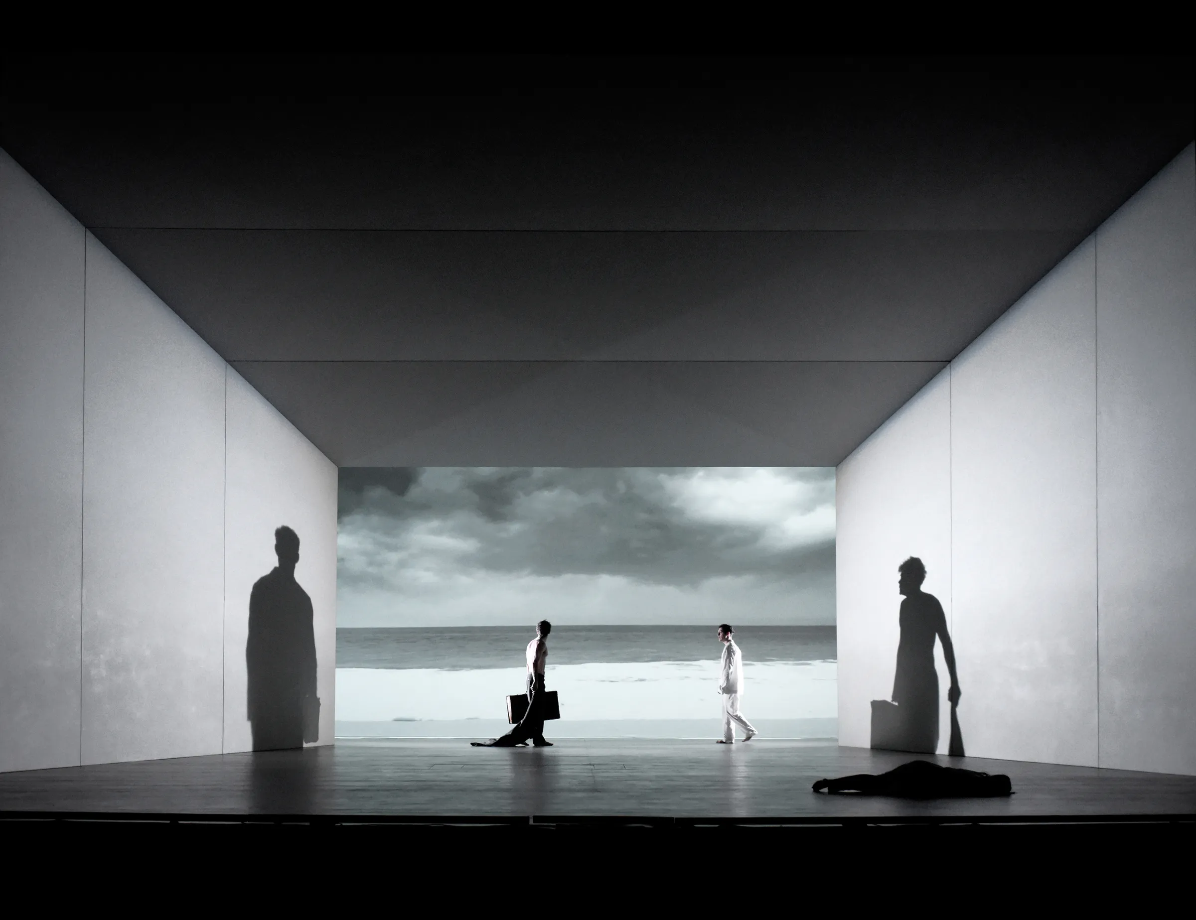 THE TEMPEST La Comedie Francaise, Paris, Costume Design by Petra Reinhardt ©Vincent-Pontet