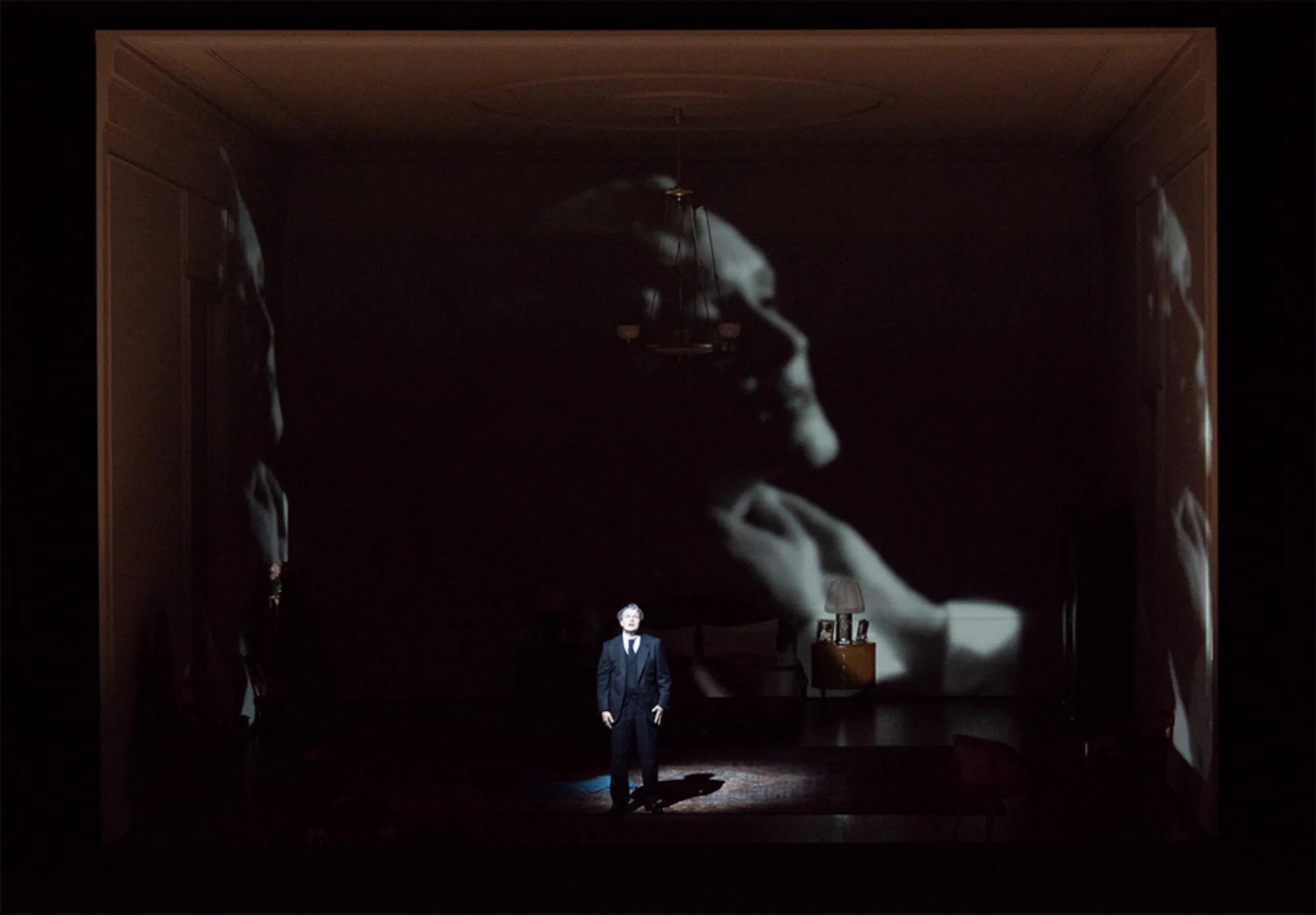 DIE TOTE STADT Komische Oper, Berlin, Costume Design by Petra Reinhardt