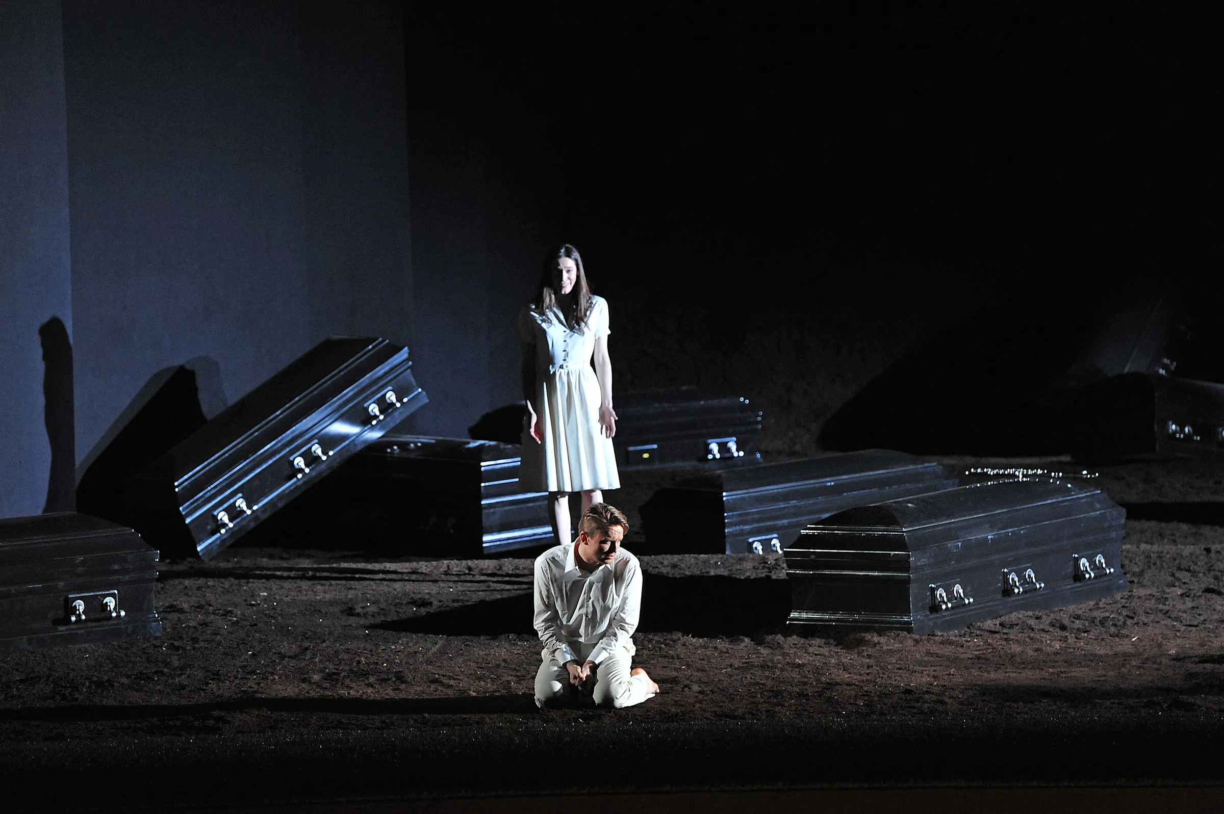 DIE ZAUBERFLOTE Festspielhaus Baden Baden  Opera National de Paris, Bastille, Costume Design by Petra Reinhardt