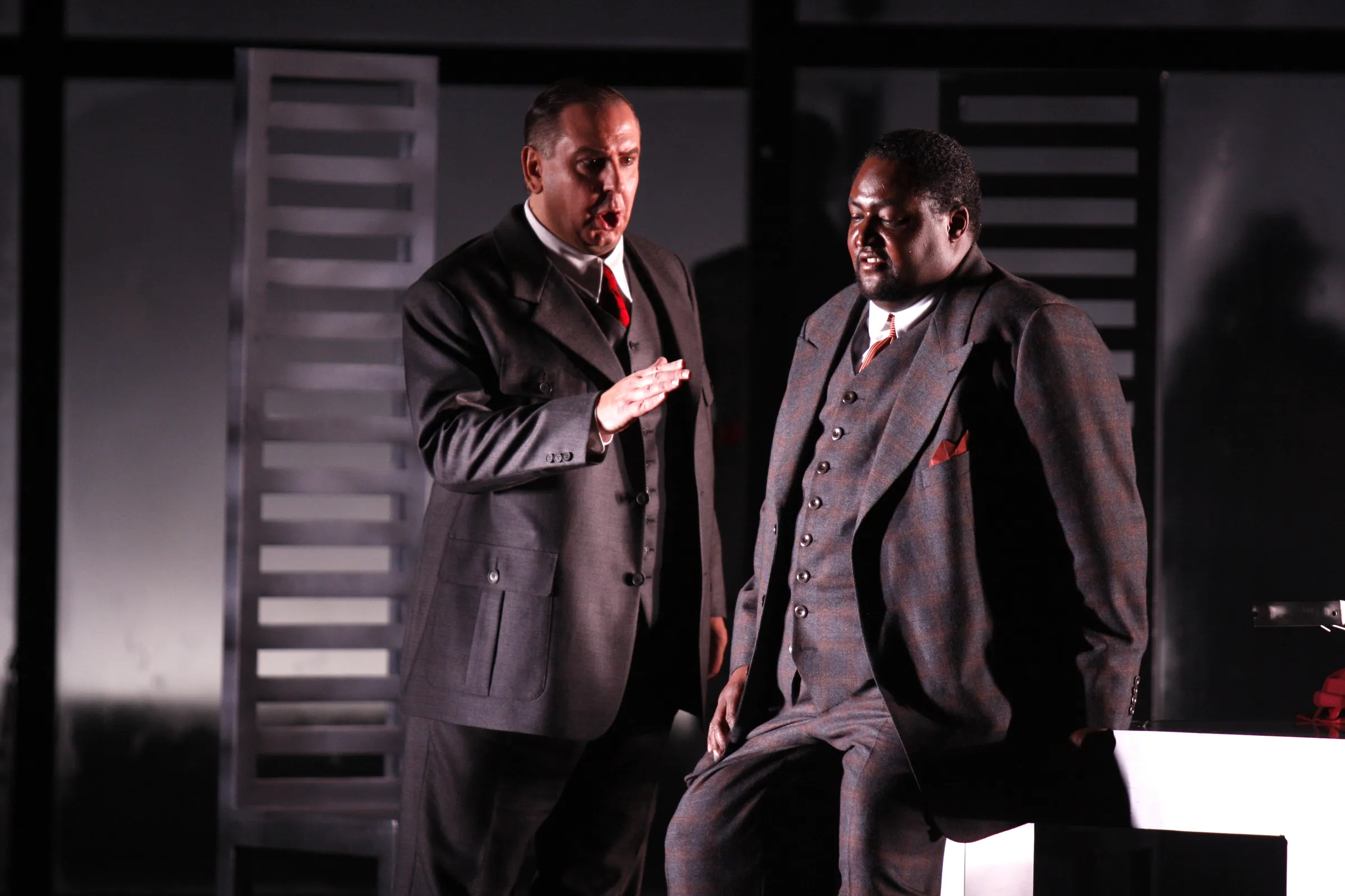 UN BALLO IN MASCHERA Oper Koln, Costume Design by Petra Reinhardt